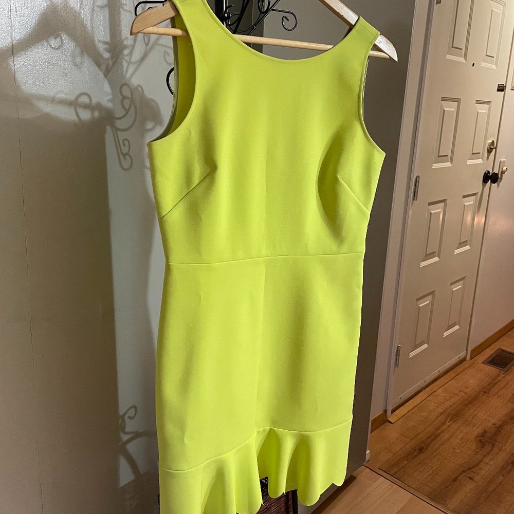 J. CREW Beautiful Chartreuse Sleeveless Sheath Dress with Scalloped Hem